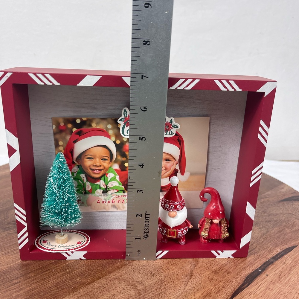 Red Christmas Shadow Box Frame - Picture 6 of 8